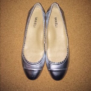 Ballet flats